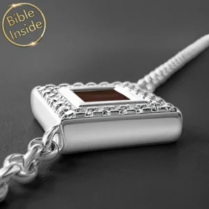 Miniature-Bible-Bracelet_-Elizabeth-Design-nano-jewelry-344739